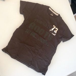 Men’s casual t-shirt (great condition)